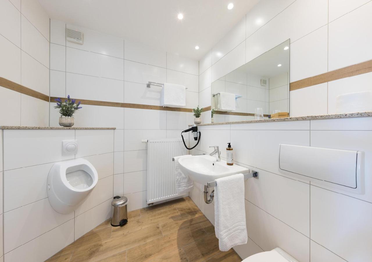 Pension Sonne Appartements Мінден Екстер'єр фото
